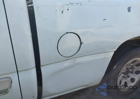 2004 Chevrolet Silverado 1500 Ls from USA, damaged, VIN 2GCEC19T541113114